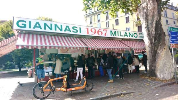 Giannasi Dal 1967 Icona Della Gastronomia D Asporto A Milano Storienogastronomiche It