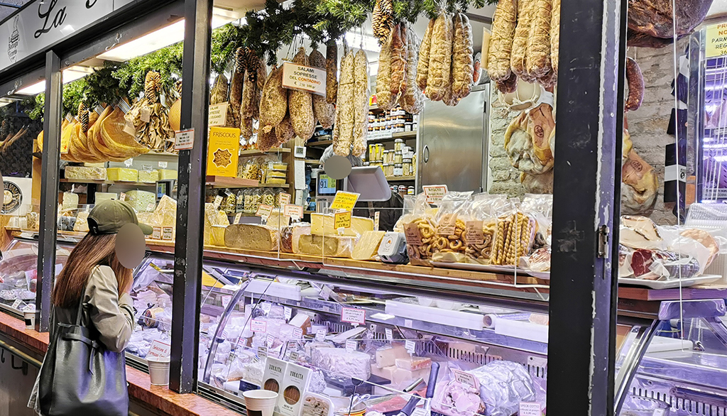 Sotto il Salone a Padova, tempio delle specialità culinarie locali da gustare sul posto