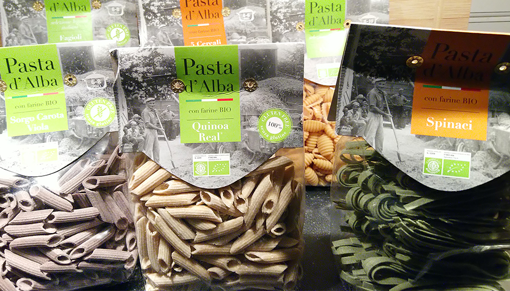 Pasta d’Alba, i prodotti artigianali biologici da farine insolite di cereali, verdure e ortaggi